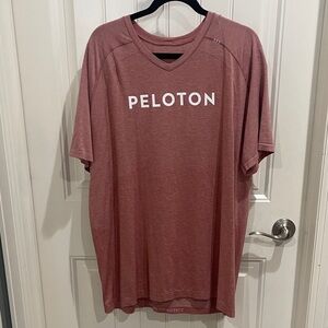 Men’s Peloton V-neck Tee